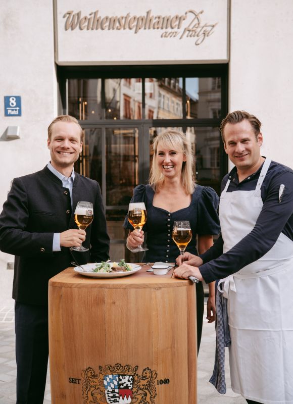 Team des Weihenstephaner am Platzl in München
